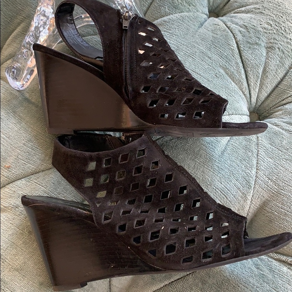 Franco Sarto suede wedge sandals